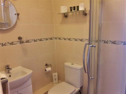 Lancaster Townhouse - image 2