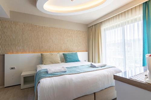 D Hotel Spa & Resort - image 6