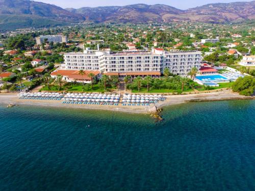  Calamos Beach Family Club in Kalamos
