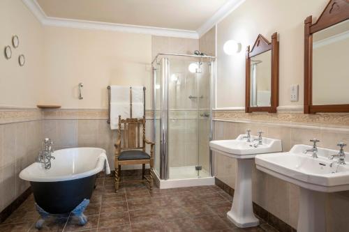 Abbeyglen Castle Hotel Room Type - Superior Triple Room