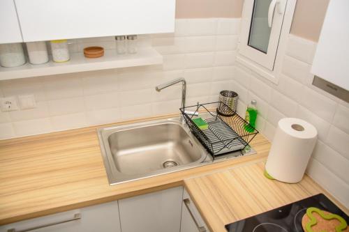  Fully renovated and relaxing apartment in Athen