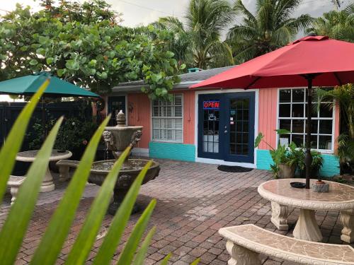 A szálláshely kívülről, Calypso Inn Wilton Gay Male Resort in Wilton Manors