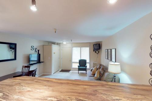 North #405, Girdwood (photo 7)