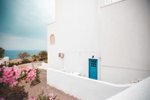Artemis Village - image 2