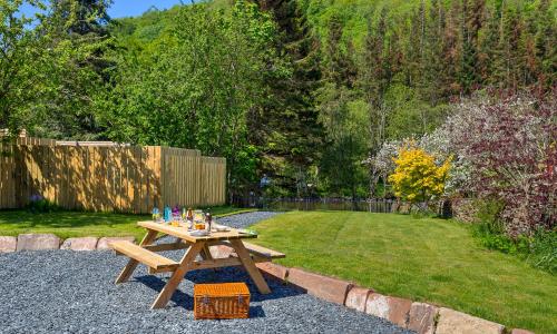 Waterfoot Park – Lake Ullswater