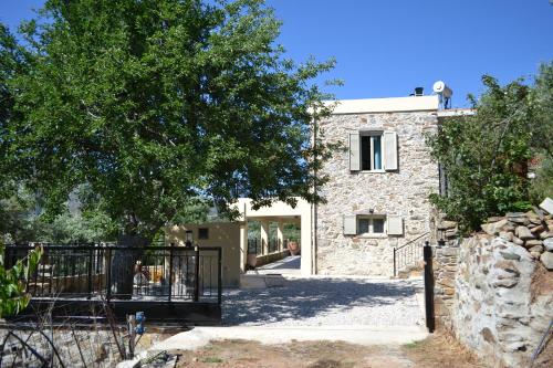  Natura House in Límni