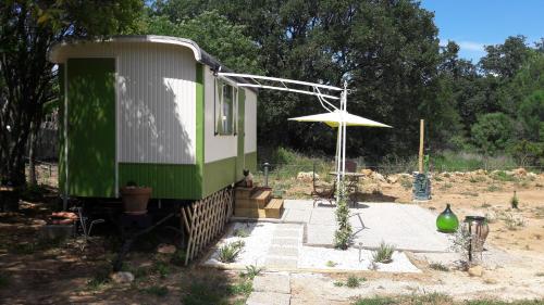 Logement Insolite Roulotte - Location saisonnière - Le Pradet