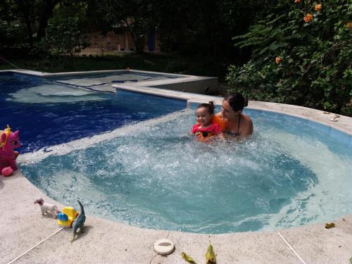 مسبح, TierraViva in Tobia