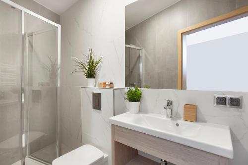 Monte Carlo Apartments by OneApartments - image 6