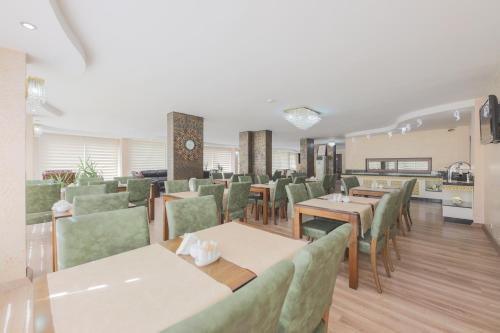 Hostapark Hotel - 연회장