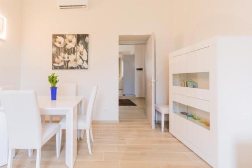 Isola Suite