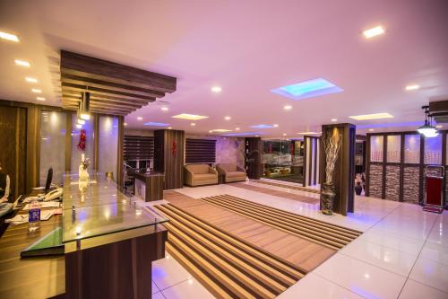 Lobi, SOUTH GATE RESIDENCY in Kochi