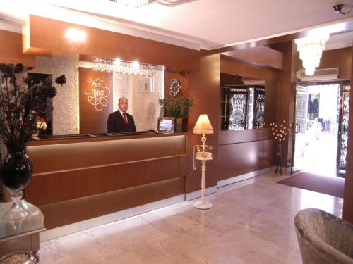 Maya Hotel, Istanbul (photo 6)