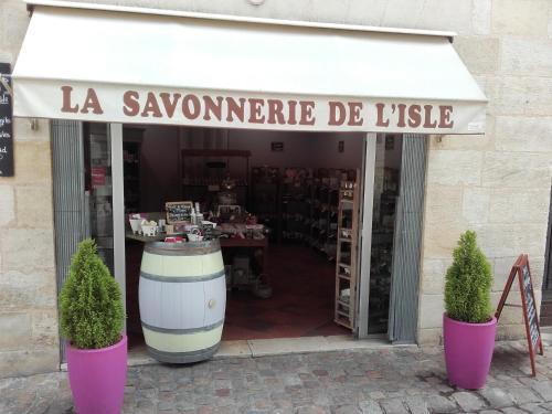 Les logis des Vignobles Saint Emilion en Duplex n 2 avec terrasse