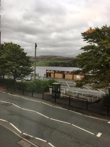 Kilátás, Lake Lounge Rooms in Smithybridge