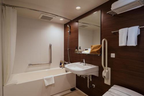 room detail thumbnail 1