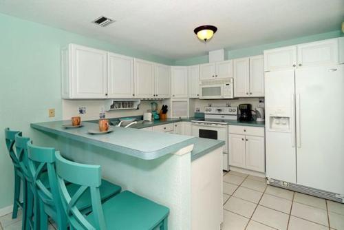 Manatee Home - image 3