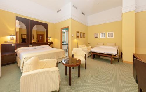 Hotel Soho Boutique Jerez Room Type - Double Room with Extra Bed
