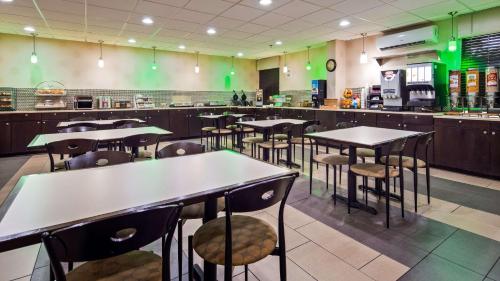 Best Western Plus Richmond in Sandston, USA