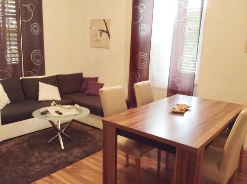  Apartman INES, Pension in Rijeka