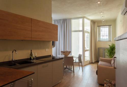 La Bellavita Del Garda Luxury Apartments - main image