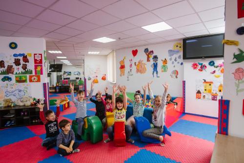 Lisova Pisnia Resort Hotel - image 4