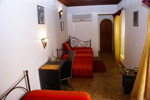 Riad Attarine - Tap to explore photos
