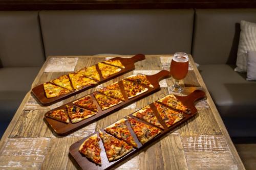 146914110 Hotel Well and Come Barcelona