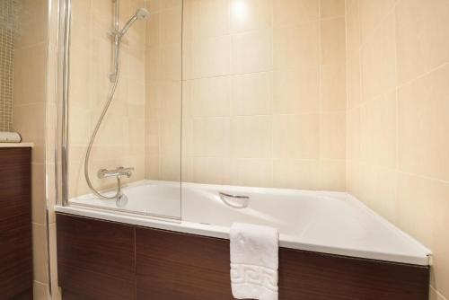 Fürdőszoba, Bicester Hotel, Golf & Spa in Chesterton