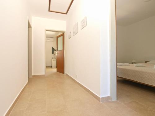 Apartment 1215 - image 4