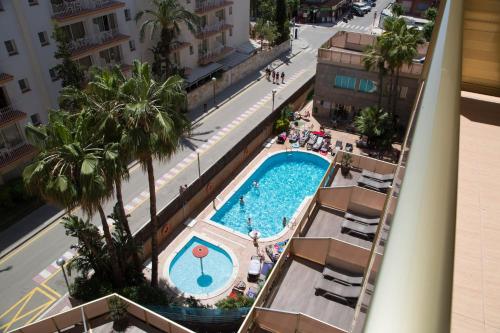 Twin Room with Pool View