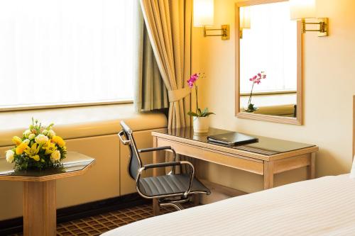 Copthorne Tara Hotel London Kensington - image 7