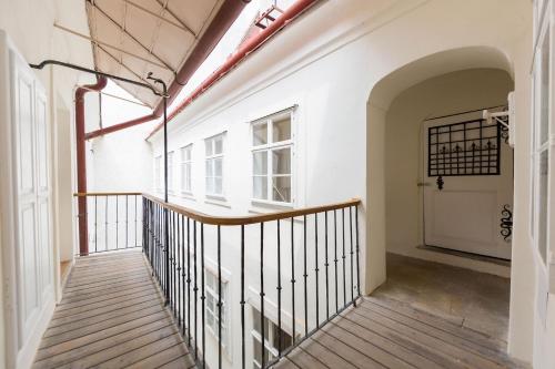 Superior Apartment image 10