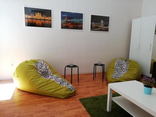 

Opera Apartments Budapest