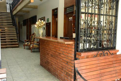 Hotel el Lago 2 – Pereira, KS