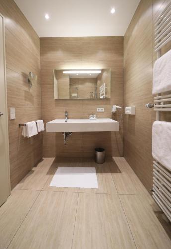 Grand Double Room