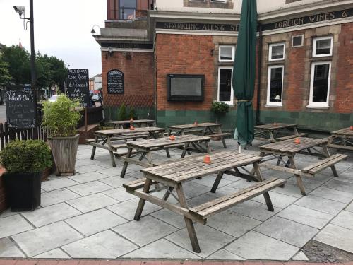 Kert, The Long Room Hotel and Bar in Wandsworth