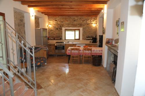  Cozy villa with garden, Pension in Toirano