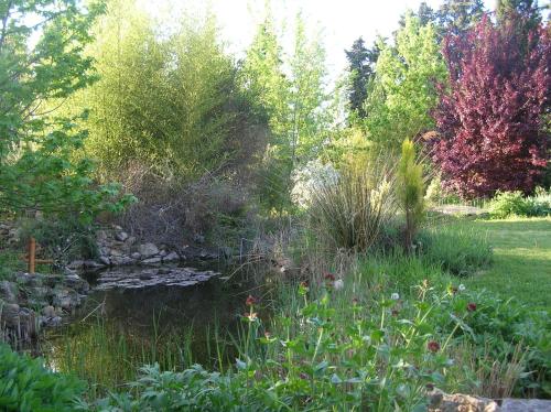 Le Mas De La Cigale Bleue, Caumont Sur Durance