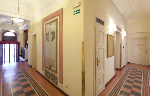 Hotel Tivoli Prague - image 3