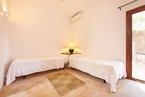 Can Mares - image 10