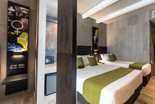 Just Hotel Milano - image 2