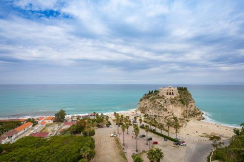 Blu Tropea Maison - image 12