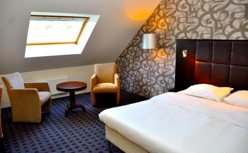 Hotel Prins van Oranje - image 2