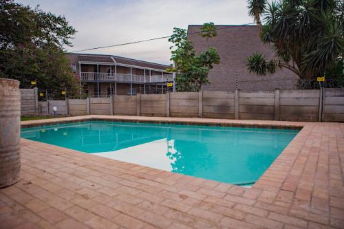 Úszómedence, The Living Collective Apartments near Pietermaritzburg repülőtér