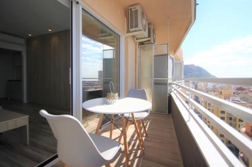  CasaTuris Estudio con vistas que enamoran en Centro de Alicante A119 in Alicante