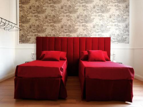 Bloom Rooms