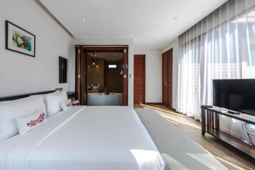 Triple Tree Beach Resort Triple Tree Beach Resort