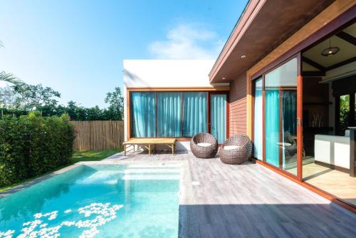 Triple Tree Beach Resort Triple Tree Beach Resort