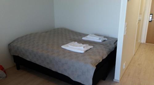 MR Apartments in 바사 시티 센터